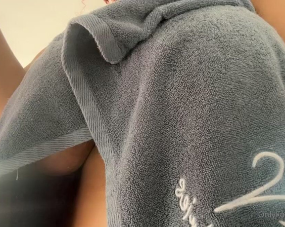 GoldenJans aka goldenjans - 11-12-2024 OnlyFans Video - Happy titty Tuesday_a2xi