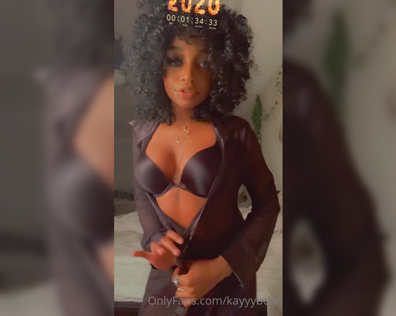 Kay Bear aka kayyybear - 01-01-2021 OnlyFans Video - Happy new year daddies