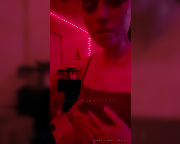 Lucy Lawrence aka lucylawrence - 05-06-2024 OnlyFans Video - trying to distract him from Helldivers_8usy