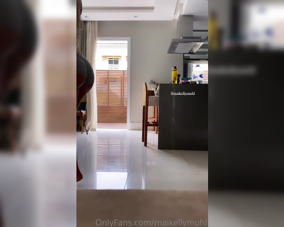 Maikelly Muhl aka maikellymuhl - 09-17-2020 OnlyFans Video - Manutenção na minha casa