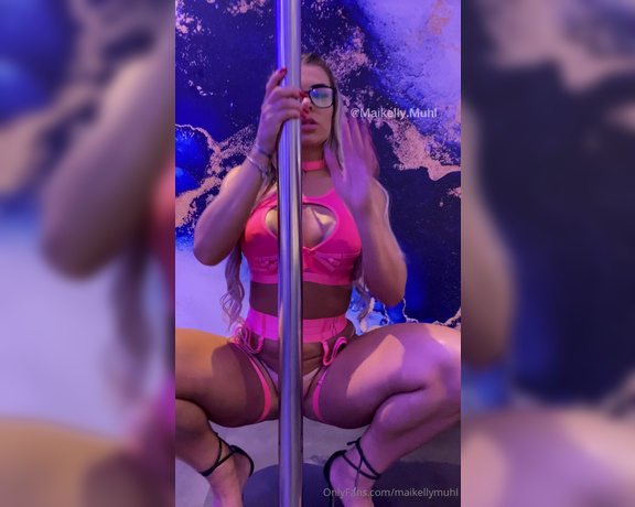 Maikelly Muhl aka maikellymuhl - 11-03-2024 OnlyFans Video - Seduzindo gostosinho