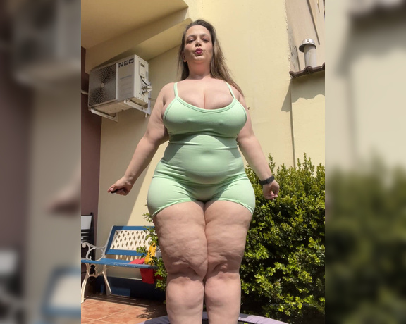 SweetheartMia aka sweetheartmiabbw - 04-10-2023 OnlyFans Video - Love a good sunny weather