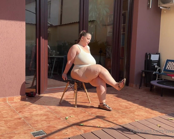 SweetheartMia aka sweetheartmiabbw - 07-10-2023 OnlyFans Video - Who is a fan of thick legs