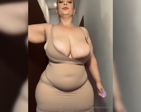 SweetheartMia aka sweetheartmiabbw - 09-22-2023 OnlyFans Video - Happy Friday_u7fs