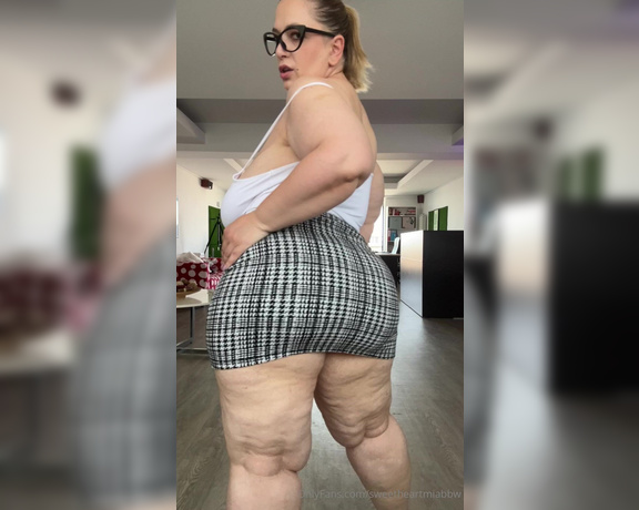 SweetheartMia aka sweetheartmiabbw - 06-20-2024 OnlyFans Video - How is everyone doing_n6dq