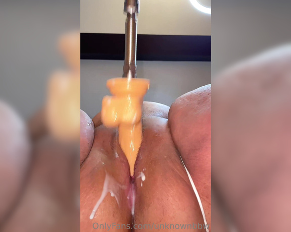 Alexandrathickumss aka alexandrathickumss - 05-19-2023 OnlyFans Video - Up close dildo machine