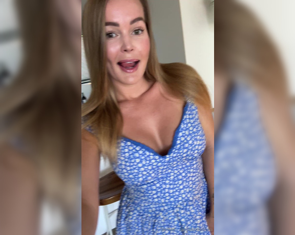 Elle Knox aka elleknox - 11-05-2024 OnlyFans Video - Can I sit in your face