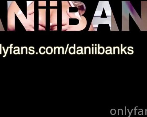 Nina Kayy aka ninakayy - 03-22-2019 OnlyFans Video - Follow daniibanks