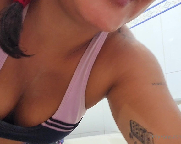 Paty bumbum aka patybumbum - 02-23-2023 OnlyFans Video - Vem lavar a minha xoxota que tal voce vir me dar um banho