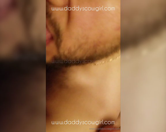 Dallas Stone aka daddyscowgirl - 09-30-2024 OnlyFans Video - My FAT OLD DADDY HUSBAND loves to eat my pussy and suck on my pussy lips