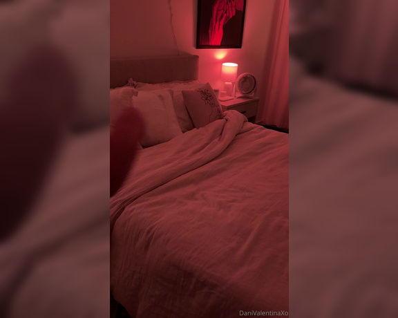 Dani Valentina aka dvalentinaxo - 09-17-2024 OnlyFans Video - You coming to bed daddy