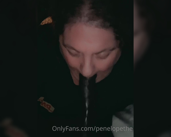 Lusty Throat aka lustythroat - 06-02-2022 OnlyFans Video - Just got off work and one of the guys I work with wanted to see what