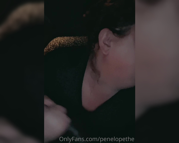 Lusty Throat aka lustythroat - 06-02-2022 OnlyFans Video - Just got off work and one of the guys I work with wanted to see what