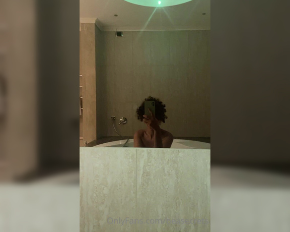 Beatrice Segreti aka beasecrets - 08-06-2022 OnlyFans Video - Qualcuno ha detto nuda