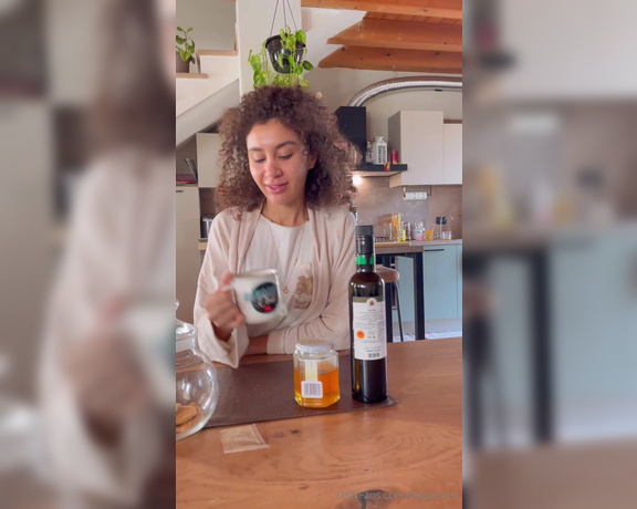 Beatrice Segreti aka beasecrets - 01-26-2024 OnlyFans Video - Passiamo tutta la mattinata insieme e lo facciamo su ogni centimetro della cucina  Should we