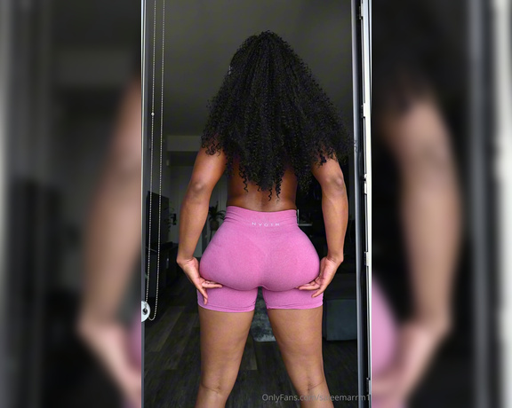 Saleema Mansur aka saleemarrm1 - 07-29-2024 OnlyFans Video - Gym tights, oil and butt plugs, whats not to love