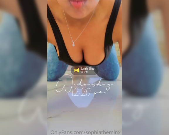 Sophia Abdalla aka sophiatheminx - 09-15-2021 OnlyFans Video - Should I push up on it