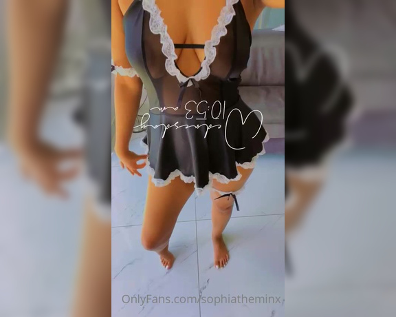 Sophia Abdalla aka sophiatheminx - 01-25-2023 OnlyFans Video - Anyone need a maid service