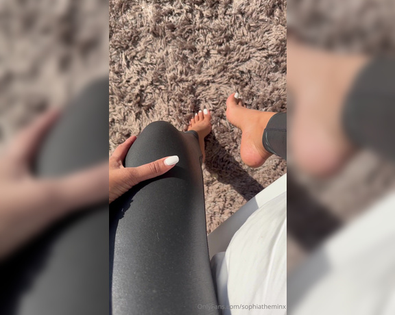 Sophia Abdalla aka sophiatheminx - 07-19-2024 OnlyFans Video - Tell me what would you like do to my feet