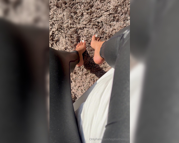 Sophia Abdalla aka sophiatheminx - 07-19-2024 OnlyFans Video - Tell me what would you like do to my feet