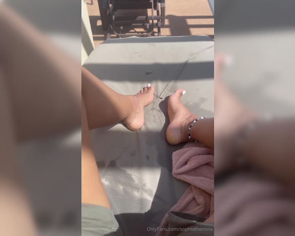 Sophia Abdalla aka sophiatheminx - 12-13-2024 OnlyFans Video - Would you kiss every toe