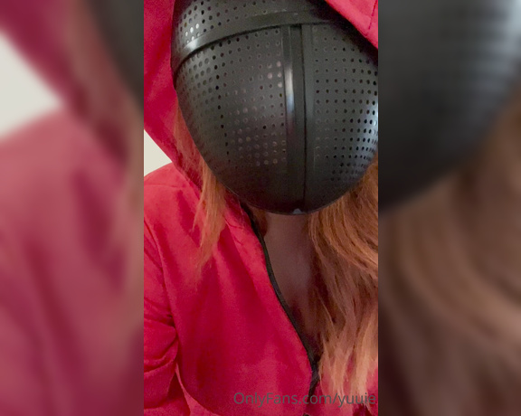 Yuuie aka yuuie - 10-28-2021 OnlyFans Video - Getting ready for Halloween  no one knows whats underneath except for you guys