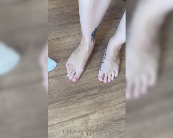 Andre Love aka andreloveph - 03-20-2021 OnlyFans Video - Feet walk