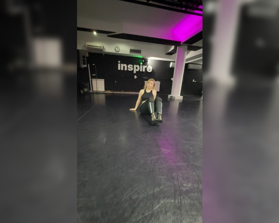 Kisankanna aka kisankanna - 08-11-2023 OnlyFans Video - My first dance do you like it