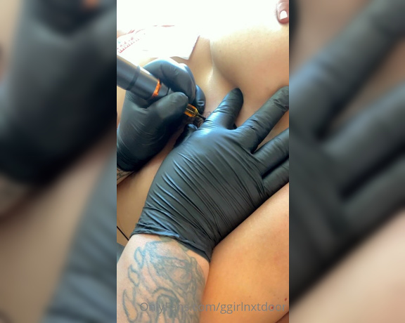 Ggirlnxtdoor aka ggirlnxtdoor - 04-17-2021 OnlyFans Video - Before, during, and after my tat session today