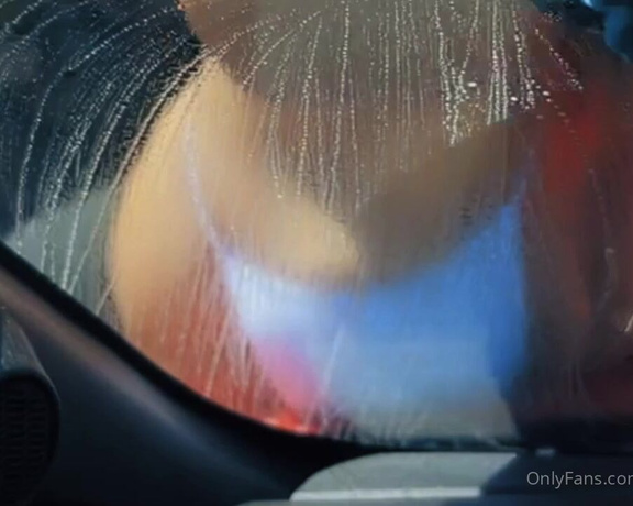 Ggirlnxtdoor aka ggirlnxtdoor - 07-27-2022 OnlyFans Video - Decided to do a little car wash photo shoot