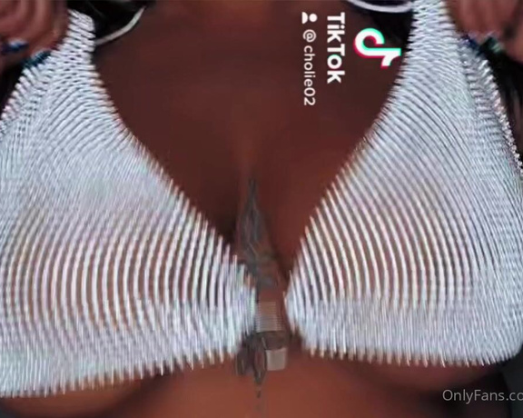 Ggirlnxtdoor aka ggirlnxtdoor - 12-05-2022 OnlyFans Video - My BF asked me to do this Tik Tok trend