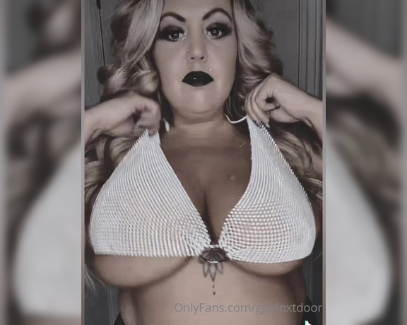 Ggirlnxtdoor aka ggirlnxtdoor - 12-05-2022 OnlyFans Video - My BF asked me to do this Tik Tok trend_ov7y