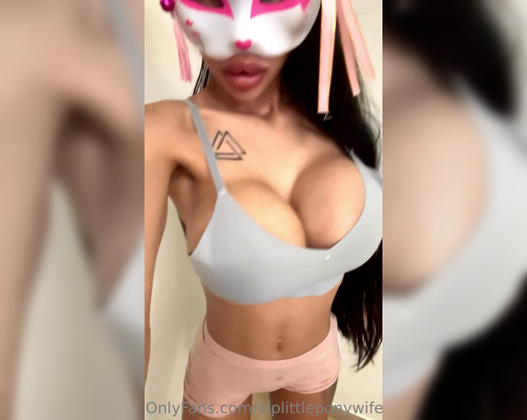 LittlePonyWife aka viplittleponywife - 02-25-2023 OnlyFans Video - Should I go to the gym like this