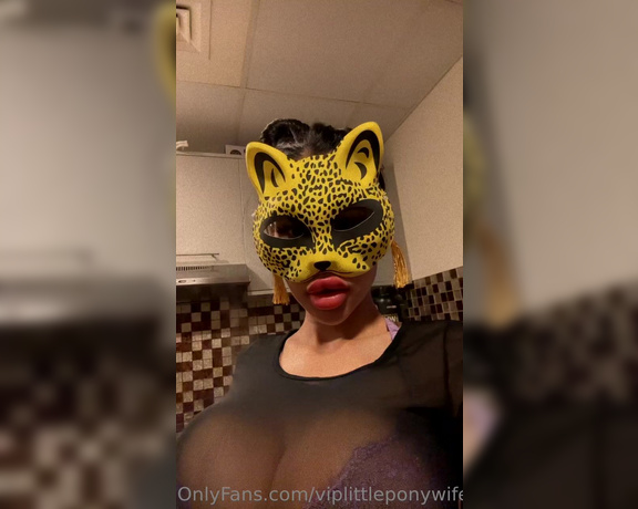 LittlePonyWife aka viplittleponywife - 04-05-2023 OnlyFans Video - I like to cook, will you eat food i made or will you eat me instead