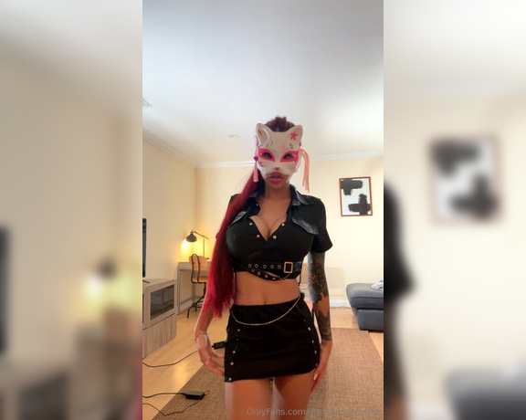 LittlePonyWife aka viplittleponywife - 10-30-2024 OnlyFans Video - Tell me anything dirty in ur mind