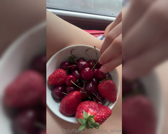 Alissa Foxy aka miss_alisa - 06-23-2023 OnlyFans Video - Summer mood I thought that today would be a day off for me, but had 2