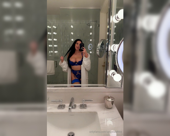 Angela White aka angelawhite - 05-01-2024 OnlyFans Video - Who do you think made us late