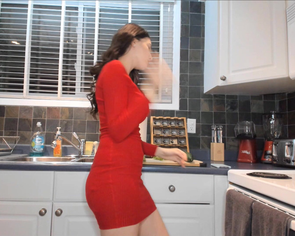 JustViolet aka justviolet - 02-14-2021 OnlyFans Video - Stood up by my date on Valentines Day so I fucked a cucumber 1350mins