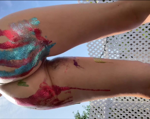 JustViolet aka justviolet - 12-04-2019 OnlyFans Video - Glitter and Oil outdoors on my balcony