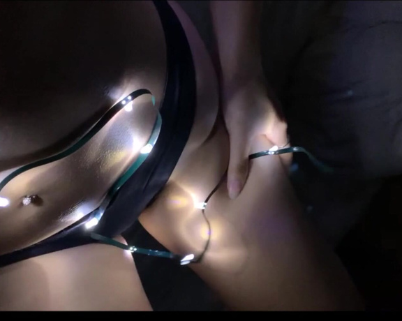 JustViolet aka justviolet - 09-30-2020 OnlyFans Video - Teasing in the dark with my string of lights 1002mins