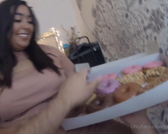 Big Belly Wilson aka feederandfeedee - 12-14-2020 OnlyFans Video - Heres a free preview of my Donut Stuffing POV, You can unlock the full 14 minutes