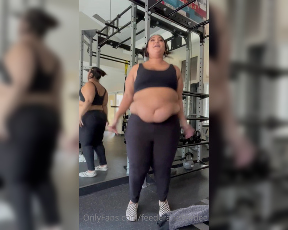 Big Belly Wilson aka feederandfeedee - 02-10-2023 OnlyFans Video - Heres the evidence Im unfit and pathetic and I deserve to be in the fat overgrown