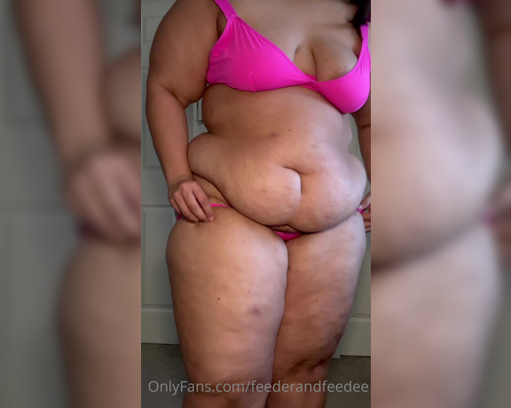 Big Belly Wilson aka feederandfeedee - 05-25-2023 OnlyFans Video - Youve heard of fat girl getting out of breath getting dressed, now get ready for fat