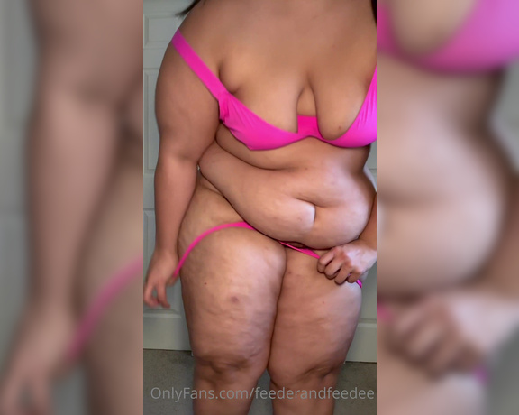 Big Belly Wilson aka feederandfeedee - 05-25-2023 OnlyFans Video - Youve heard of fat girl getting out of breath getting dressed, now get ready for fat