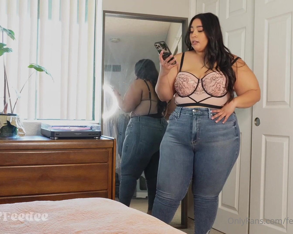 Big Belly Wilson aka feederandfeedee - 07-03-2023 OnlyFans Video - WATCH ME OUTGROW THESE JEANS IN UNDER TEN MINUTES tip any amount to get this clip