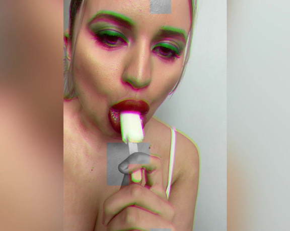 Jessy Bunny aka jessy.bunny.official - 04-27-2021 OnlyFans Video - How bimbos eat ice cream