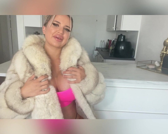 Jessy Bunny aka jessy.bunny.official - 08-06-2021 OnlyFans Video - Let me help you cum