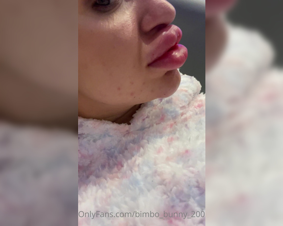 Jessy Bunny aka jessy.bunny.official - 12-14-2021 OnlyFans Video - Just got my lips and chin enhanced  sorry for being so offline the last days,