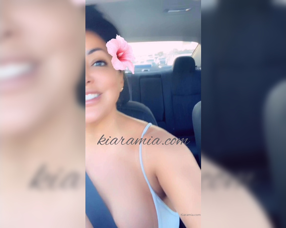 Theonlykiaramia - Crazy dare I drove topless in the freeway It was so exhilarating  I got so PU (22.11.2019)