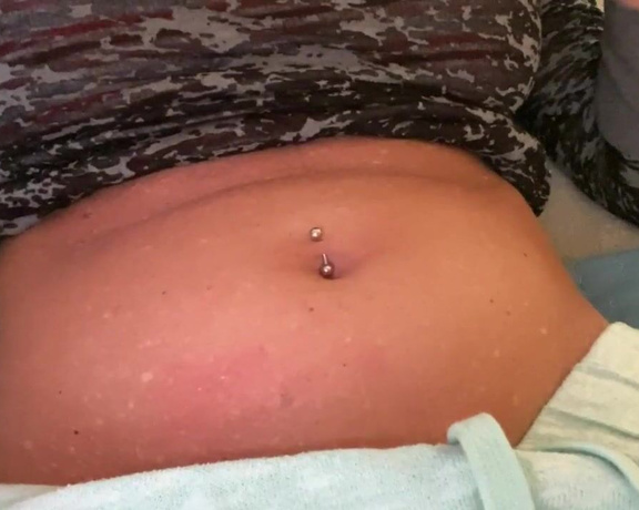 BuddahsPlayground - Belly Grumbles and Rumbles Discount Deal, Belly Sounds, Belly Button Fetish, Belly Fetish, ManyVids